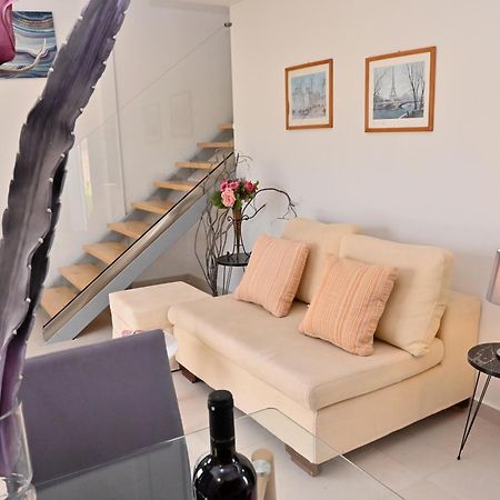 Iris Home 4 Paralía Екстериор снимка