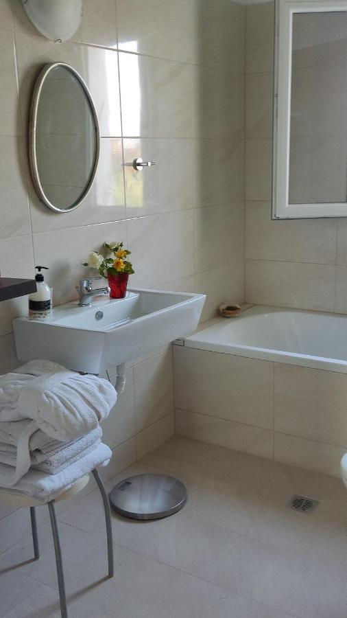 Iris Home 4 Paralía Екстериор снимка